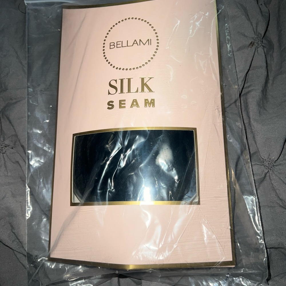 Bellami silk seam (jet black)